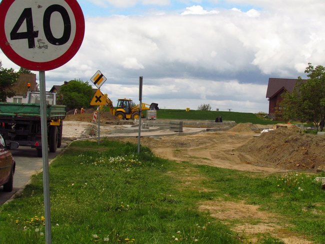 Jak idzie budowa ronda?