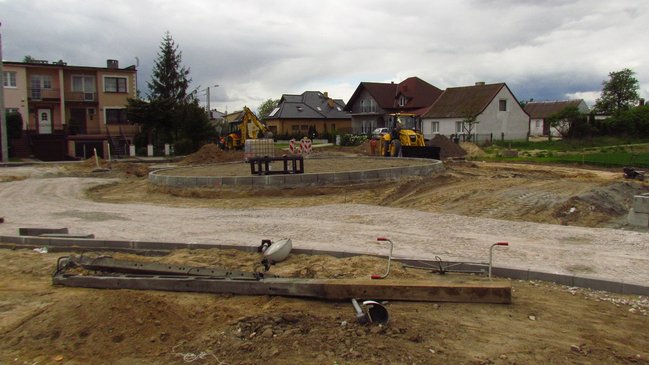 Jak idzie budowa ronda?