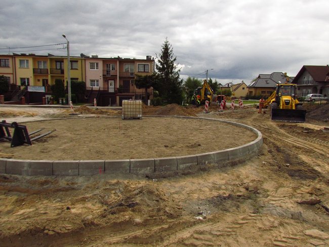 Jak idzie budowa ronda?