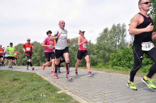 Biegacze na pierwszym okrążeniu ? ZDJĘCIA
