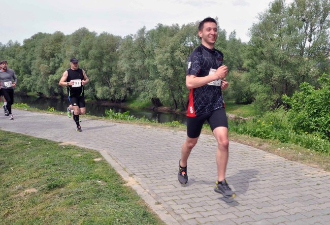 Biegacze na pierwszym okrążeniu ? ZDJĘCIA