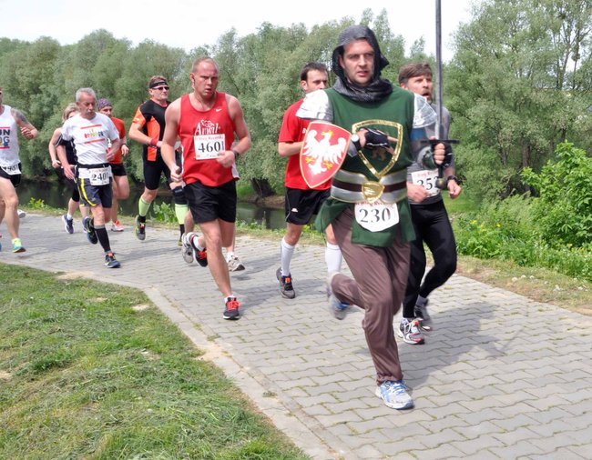 Biegacze na pierwszym okrążeniu ? ZDJĘCIA