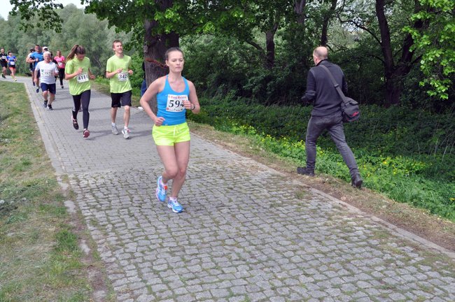 Biegacze na pierwszym okrążeniu ? ZDJĘCIA