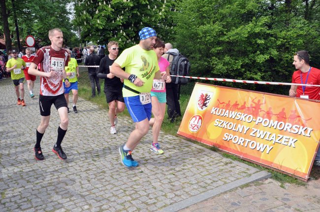 Biegacze na pierwszym okrążeniu ? ZDJĘCIA