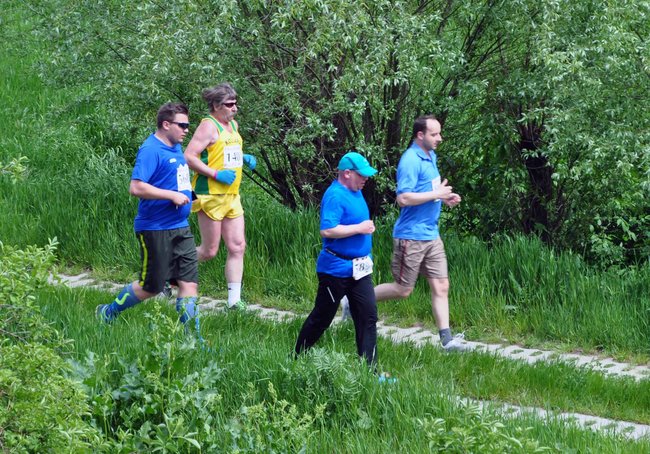 Biegacze na pierwszym okrążeniu ? ZDJĘCIA