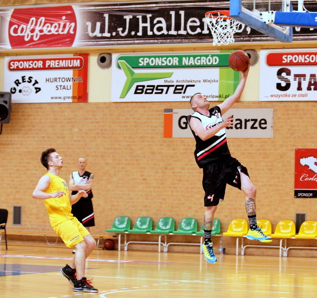 Ścisk w tabeli jest coraz większy