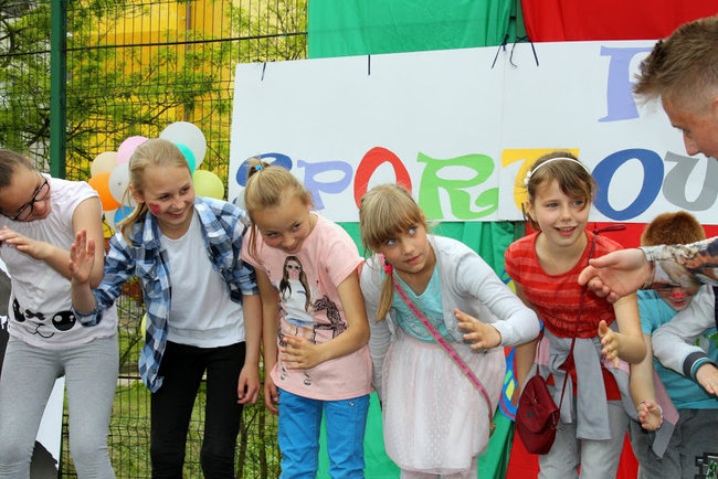 Festyn z ?Pszczółką Mają?