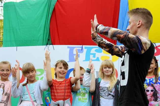 Festyn z ?Pszczółką Mają?