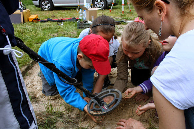 Festyn z ?Pszczółką Mają?
