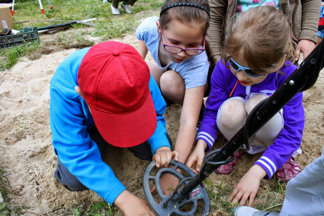 Festyn z ?Pszczółką Mają?