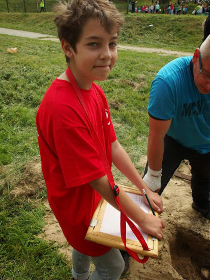 Festyn z ?Pszczółką Mają?