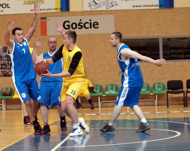 Syla nie zwalnia tempa