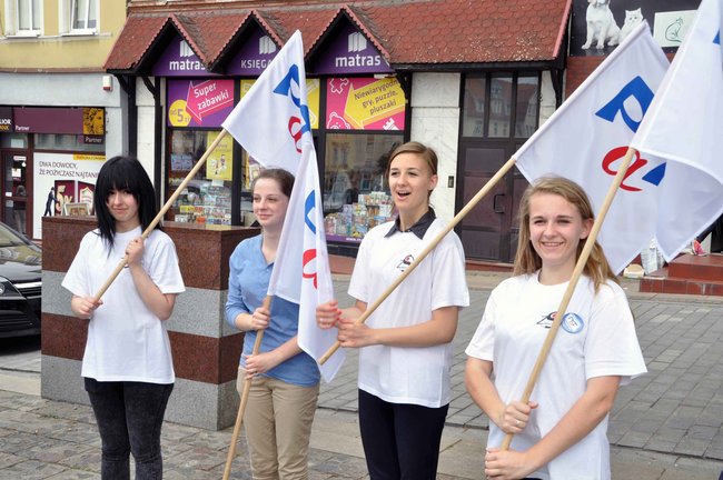 Głośna muzyka na rynku