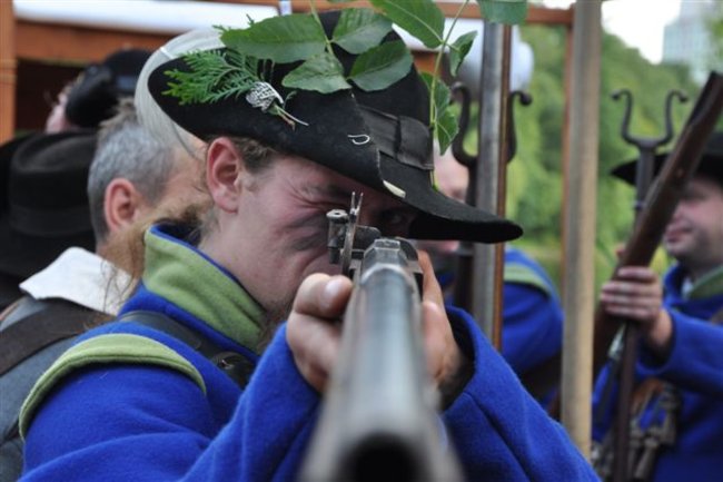 Święto Papieru na muzycznie i bojowo