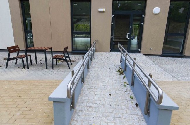 Biblioteka na ukończeniu