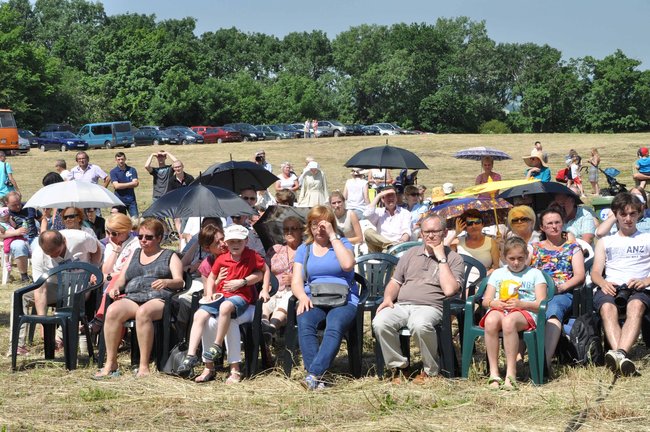 Wczoraj piknik symfoniczny, dziś bitewnie pod zamkiem