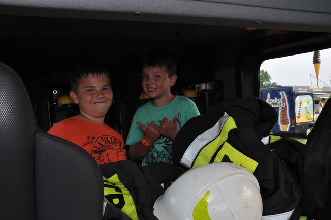 De Mono przypomniało szlagiery