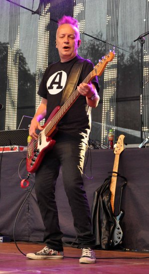 De Mono przypomniało szlagiery