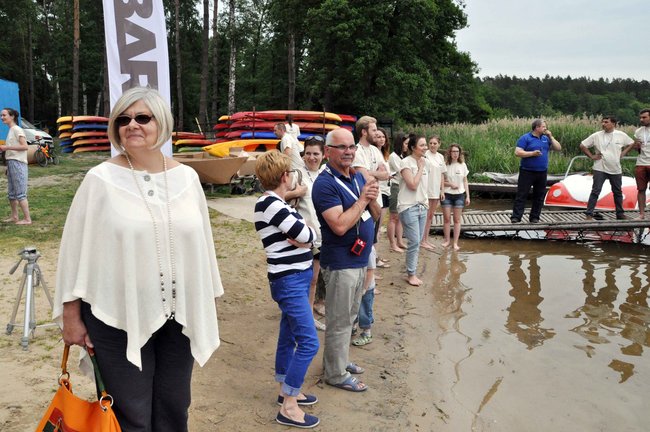 Kajaki z tektury - pomysł na współpracę przemysłu z uczelniami
