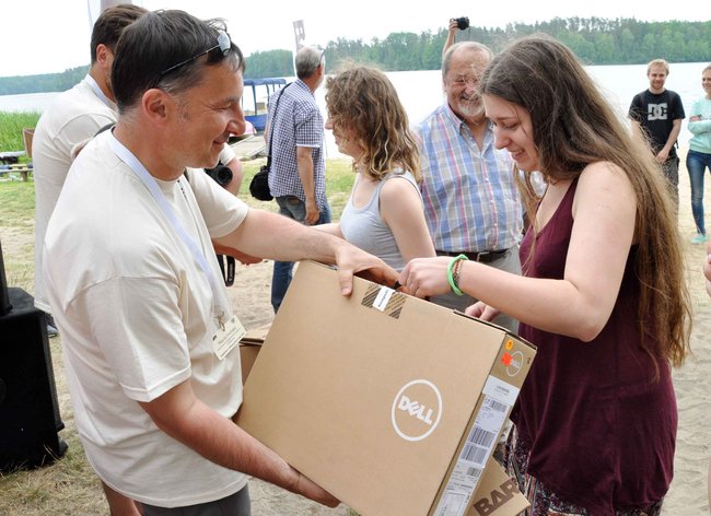 Kajaki z tektury - pomysł na współpracę przemysłu z uczelniami