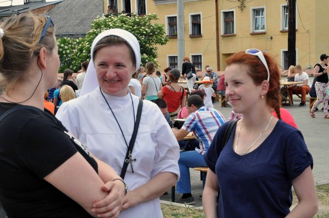 Bardzo rodzinny piknik w Katoliku