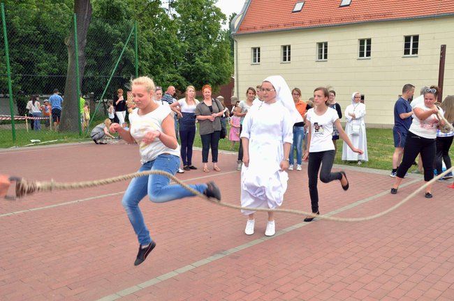 Bardzo rodzinny piknik w Katoliku