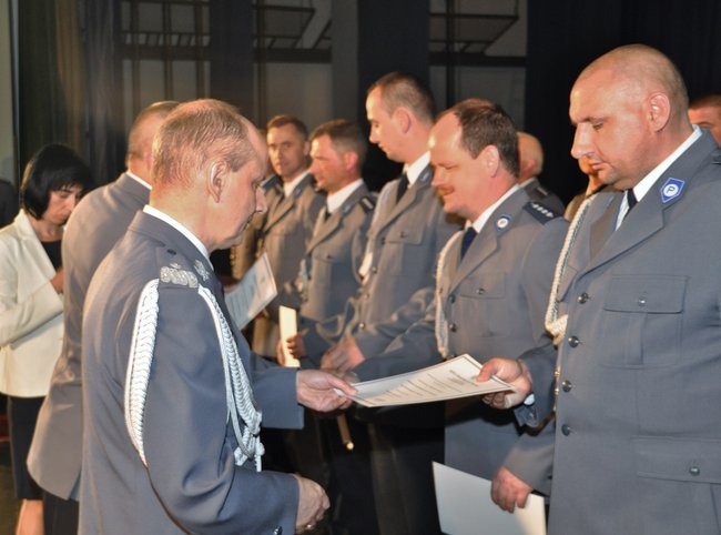 Święto policji bez minister Piotrowskiej