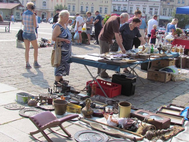 Na rynku kupisz starocie