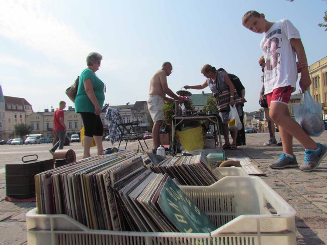 Na rynku kupisz starocie