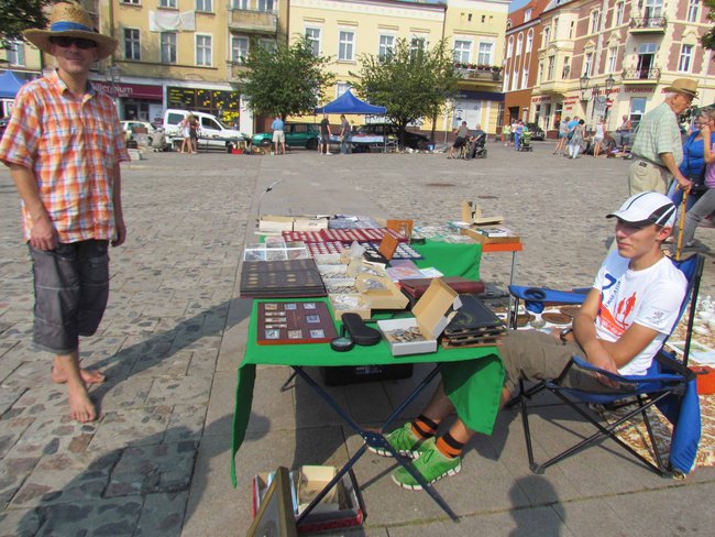 Na rynku kupisz starocie