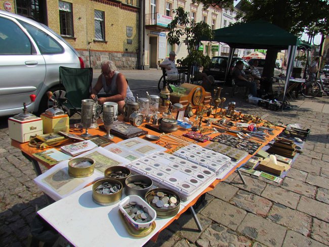 Na rynku kupisz starocie