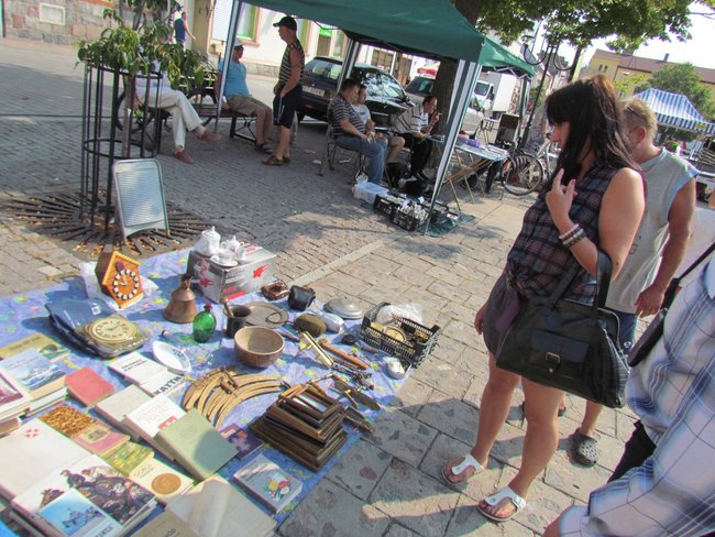 Na rynku kupisz starocie