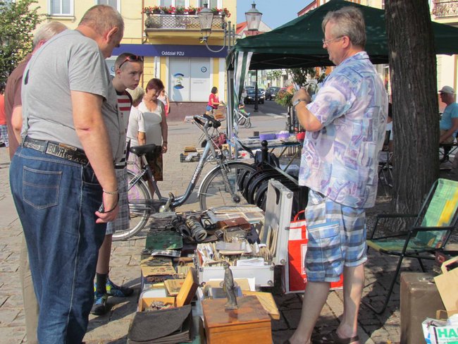 Na rynku kupisz starocie