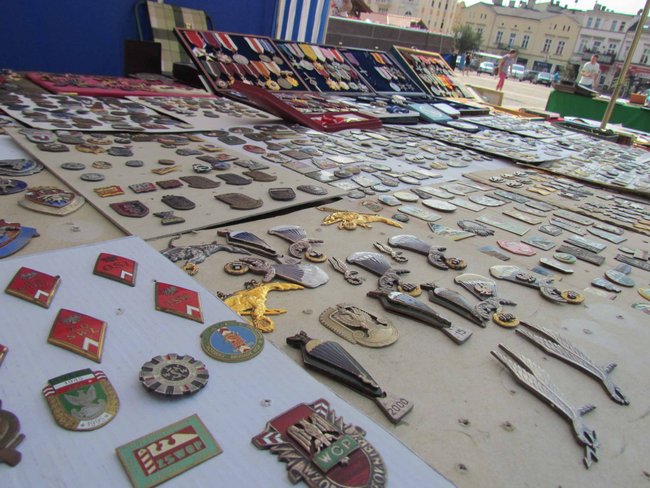 Na rynku kupisz starocie