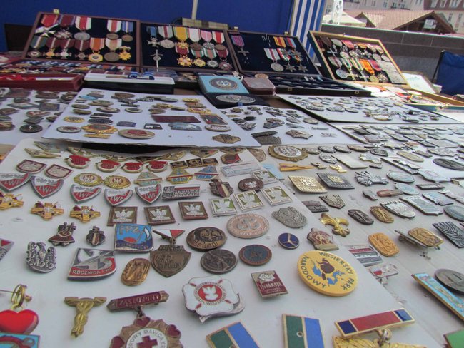 Na rynku kupisz starocie