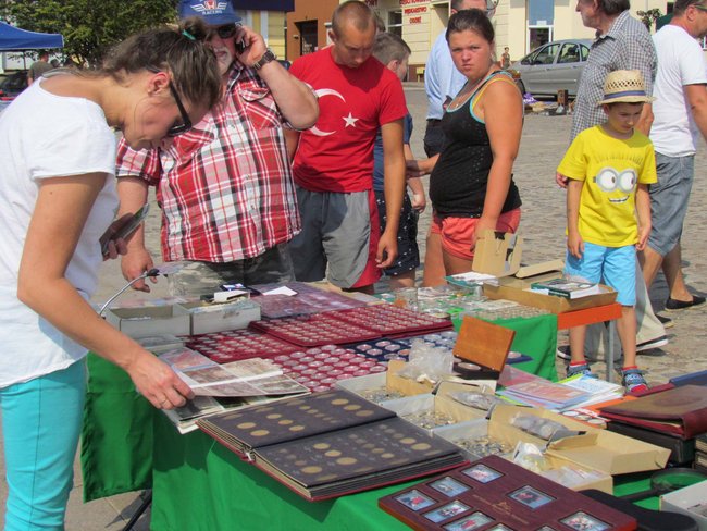 Na rynku kupisz starocie