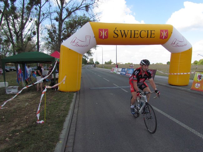 Kto zwyciężył w kolarskiej czasówce?