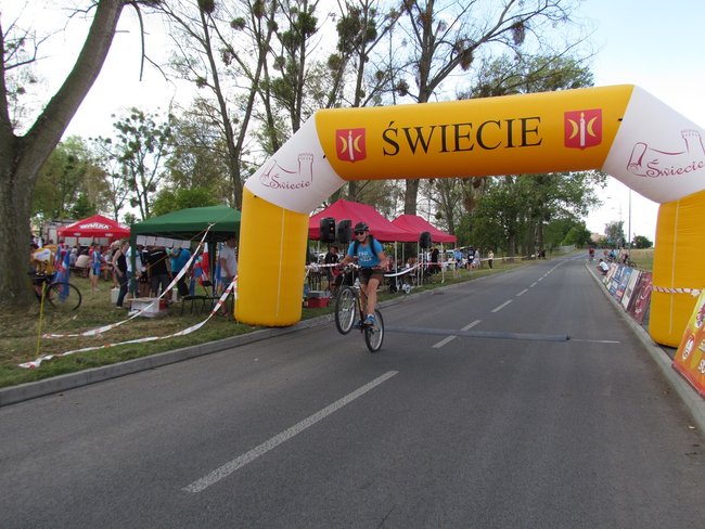 Kto zwyciężył w kolarskiej czasówce?