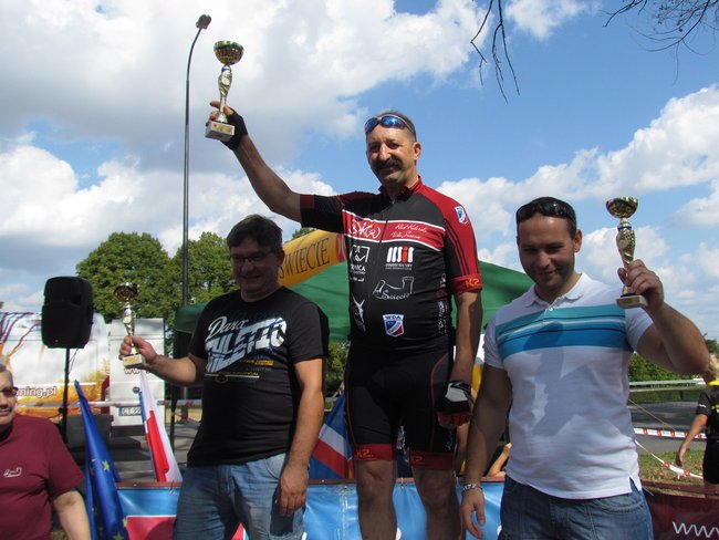 Kto zwyciężył w kolarskiej czasówce?