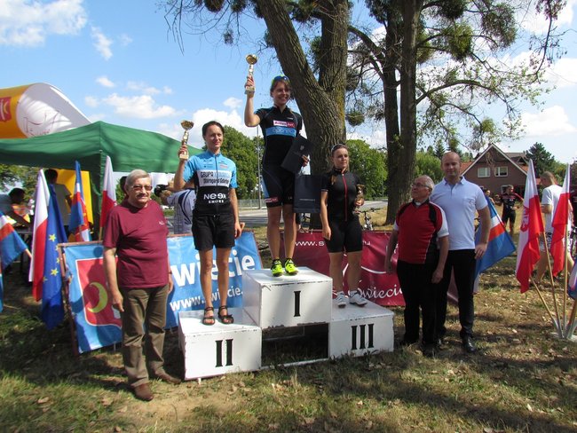 Kto zwyciężył w kolarskiej czasówce?