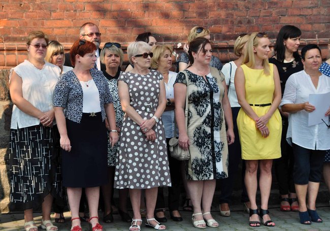 Strażak w gronie nauczycielskim 1 LO