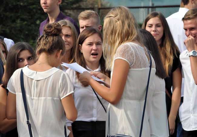 Rozpoczęcie roku w 2 LO - ZDJĘCIA