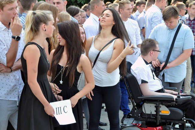 Rozpoczęcie roku w 2 LO - ZDJĘCIA