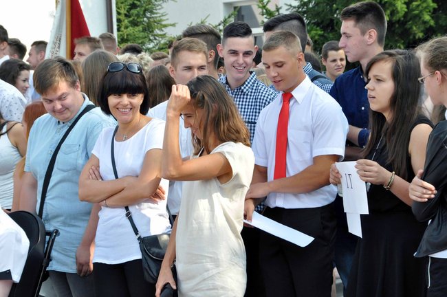 Rozpoczęcie roku w 2 LO - ZDJĘCIA