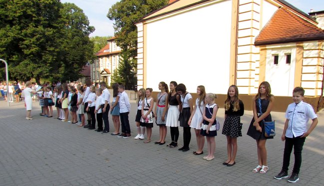 Rozpoczęcie roku w SP 1