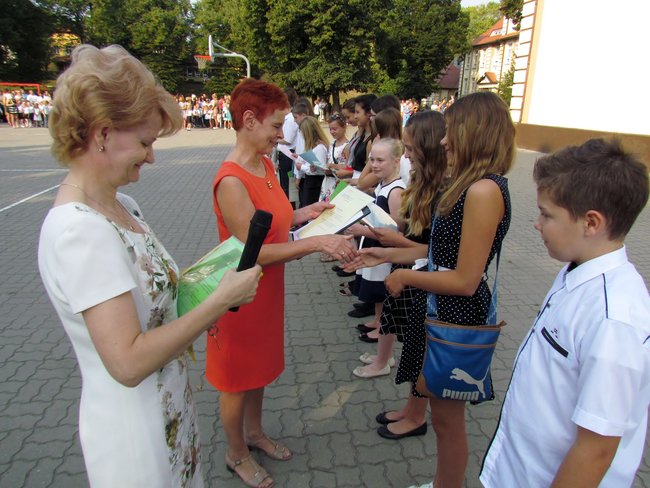 Rozpoczęcie roku w SP 1