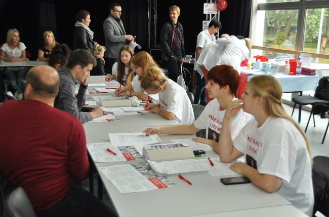 Akcja Pomóż Karolinie i Innym ? zarejestrowało się 266 osób