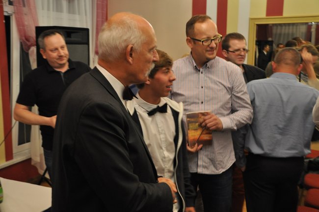 Janusz Korwin-Mikke: Jesteśmy niewolnikami