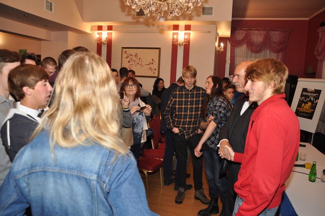 Janusz Korwin-Mikke: Jesteśmy niewolnikami