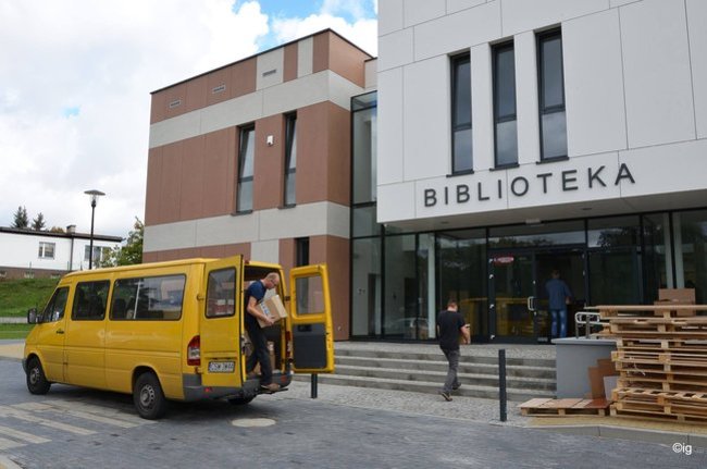 Dziś razem otwórzmy bibliotekę